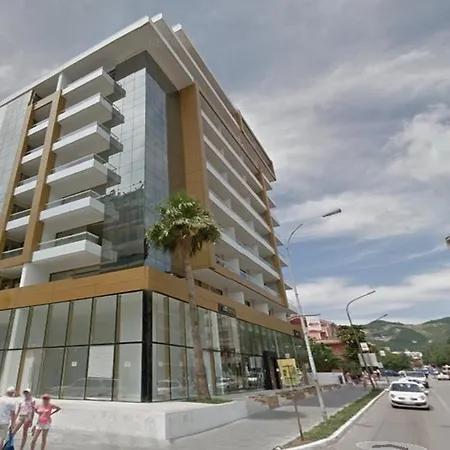 Sea Breeze Lux Apartment Budva