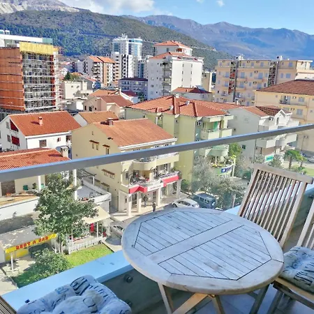 Sea Breeze Lux * Budva