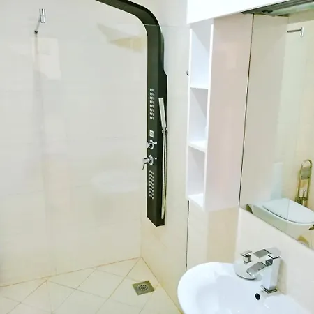 Apartment Sea Breeze Lux *