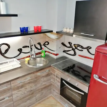 Sea Breeze Lux Apartment Budva